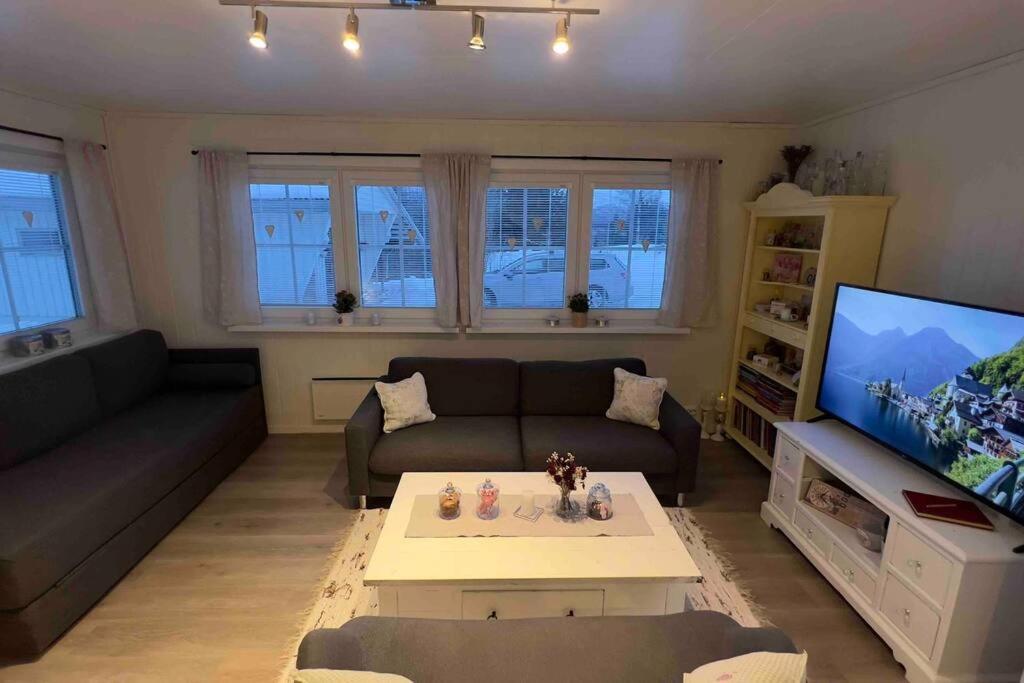 Marta'S Home-Cozy Appartment Near The Airport Andselv Eksteriør billede
